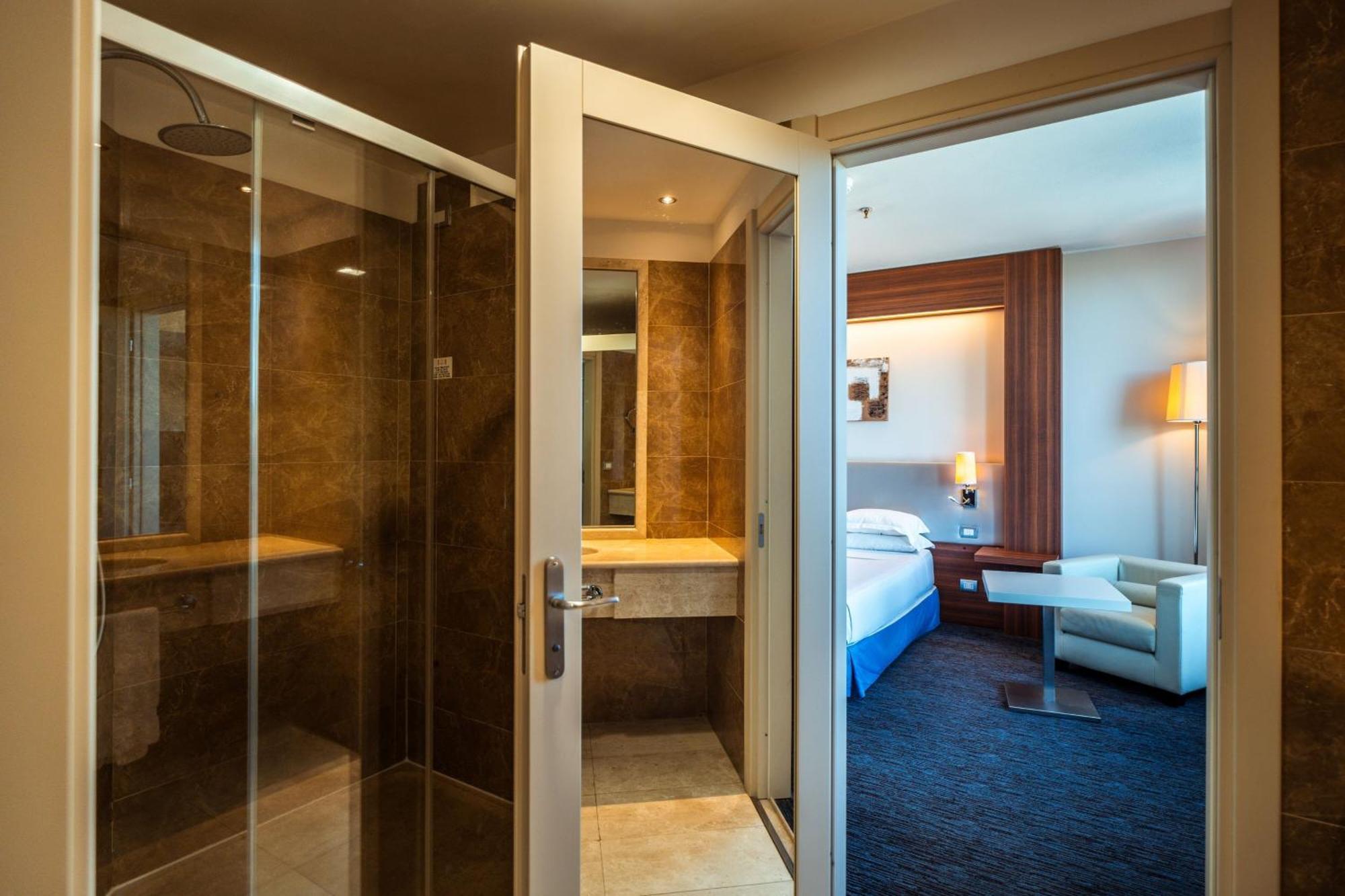 Delta Hotels By Marriott Olbia Sardinia Екстериор снимка